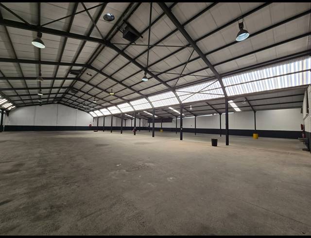 3,170M² WAREHOUSE TO LET IN BRACKENFELL INDUSTRIAL